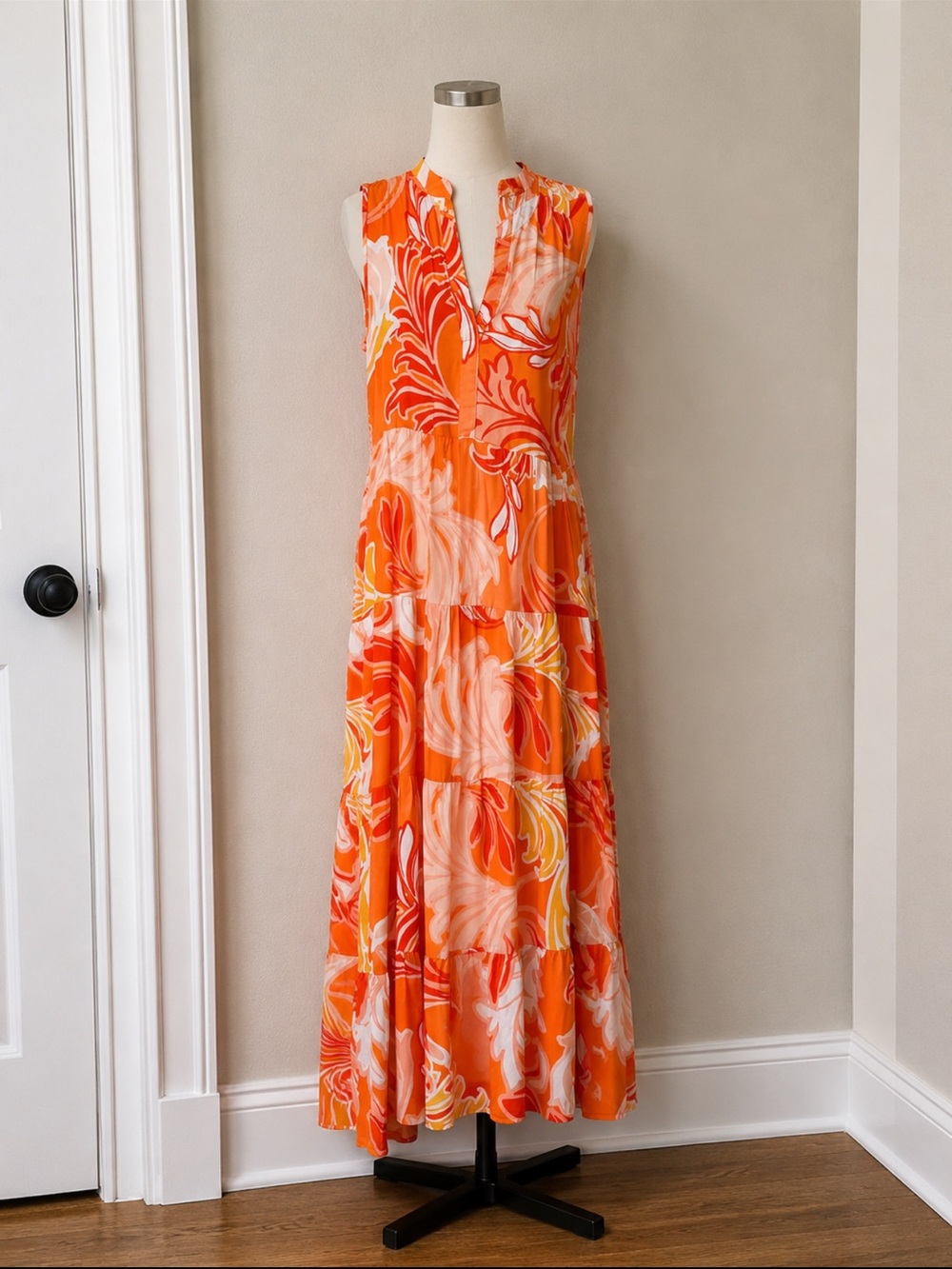 Tropical Print Orange Maxi Dress with V-Neck
